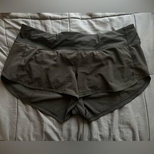 Lululemon Speed Up Low-Rise Lined short 2.5